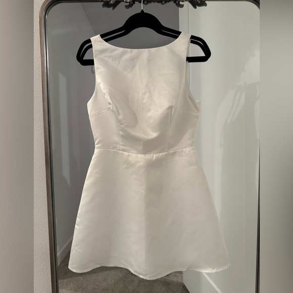 REFORMATION Zenni Dress - Picture 5 of 9